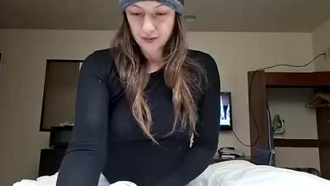 Snapshot of mandibliss chatting on November 20, 11:32 am Mandi Bliss online show from November 20, 11:32 am