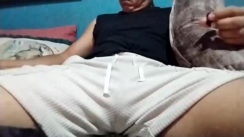 Snapshot of mandrilo7379 chatting on May 3, 6:41 am mandrilo7379 online show from May 3, 6:41 am