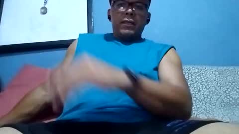 Snapshot of mandrilo7379 chatting on May 12, 7:27 am mandrilo7379 online show from May 12, 7:27 am