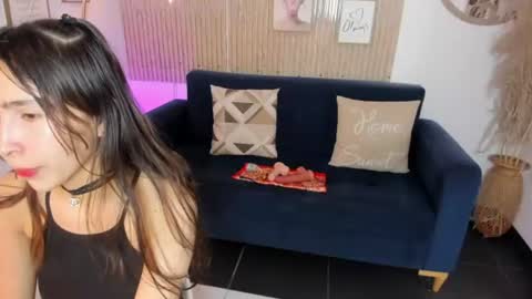 Snapshot of mandy_bloom chatting on July 24, 10:19 pm mandy_bloom online show from July 24, 10:19 pm