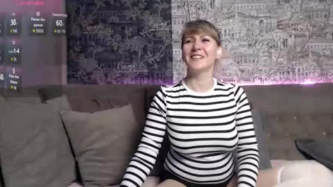 Mandy  online show from December 21, 6:59 pm