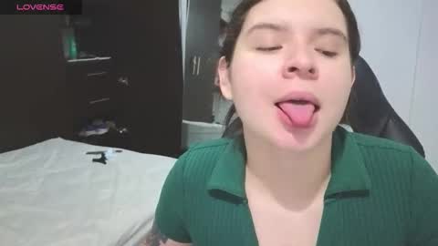 M A N D Y  online show from October 14, 2:23 am
