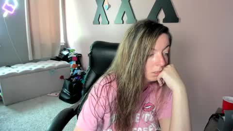 MandyBabyXXX online show from July 10, 7:16 pm