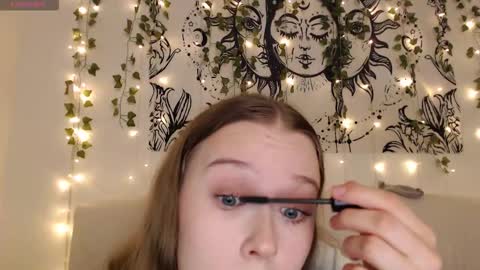 Mandy online show from December 19, 5:09 pm