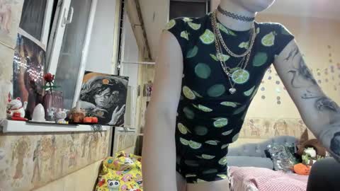 Snapshot of mandyshine chatting on November 18, 5:06 pm Mandy online show from November 18, 5:06 pm