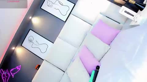 Snapshot of manellyksparklee chatting on June 5, 1:39 pm manellyksparklee online show from June 5, 1:39 pm