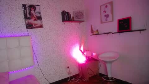 Snapshot of manelyke chatting on October 10, 8:30 pm manelyke online show from October 10, 8:30 pm