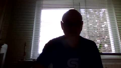 Snapshot of manes5858 chatting on April 22, 5:10 am manes5858 online show from April 22, 5:10 am