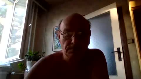Snapshot of manes5858 chatting on June 18, 4:13 am manes5858 online show from June 18, 4:13 am