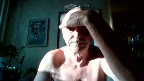 Snapshot of manes5858 chatting on July 4, 4:07 am manes5858 online show from July 4, 4:07 am