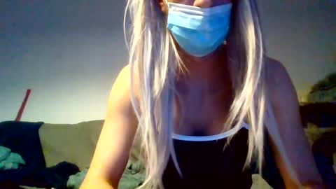 Snapshot of mangakyou chatting on June 12, 11:57 pm mangakyou online show from June 12, 11:57 pm