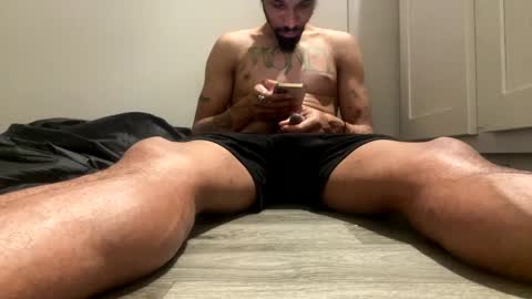 Snapshot of mani4sexy chatting on December 16, 7:48 am Mani4sexy online show from December 16, 7:48 am