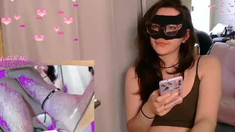Snapshot of mannesbestfriend chatting on June 1, 8:21 pm mannesbestfriend online show from June 1, 8:21 pm