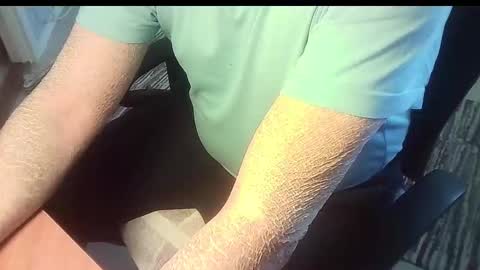 Snapshot of manswed chatting on March 4, 11:05 am manswed online show from March 4, 11:05 am