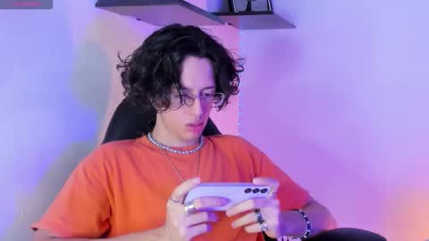 Manuel online show from November 20, 2:23 am