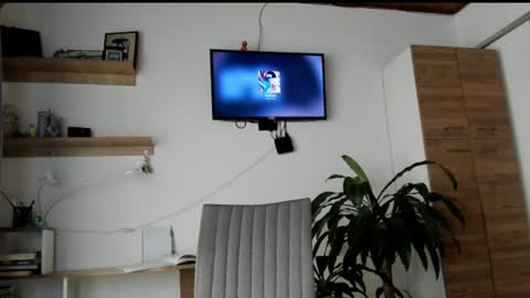 Snapshot of manucute_23_ chatting on June 18, 3:38 pm manucute 23 online show from June 18, 3:38 pm