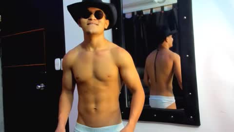 Snapshot of manuel_fpg chatting on October 29, 3:42 am Manuel online show from October 29, 3:42 am