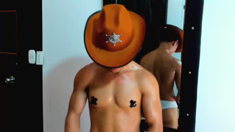 Snapshot of manuel_fpg chatting on November 4, 2:32 am Manuel online show from November 4, 2:32 am