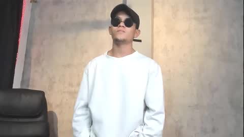 Snapshot of manuel_fpg chatting on November 6, 4:24 am Manuel online show from November 6, 4:24 am