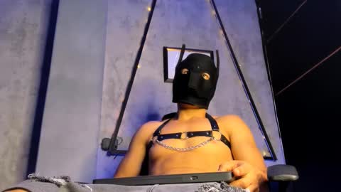 Snapshot of manuel_fpg chatting on November 9, 4:00 am Manuel online show from November 9, 4:00 am