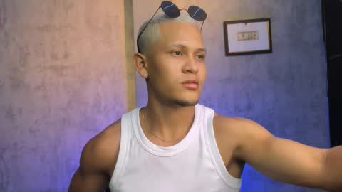 Snapshot of manuel_fpg chatting on November 12, 2:34 am Manuel online show from November 12, 2:34 am