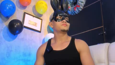 Snapshot of manuel_fpg chatting on November 20, 2:23 am Manuel online show from November 20, 2:23 am