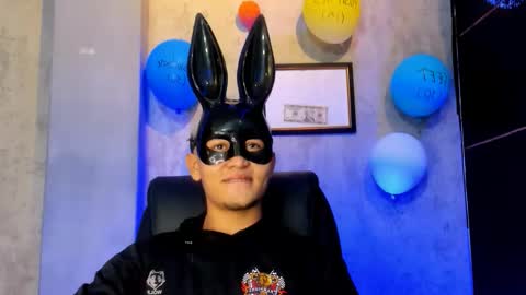 Snapshot of manuel_fpg chatting on November 24, 2:00 am Manuel online show from November 24, 2:00 am