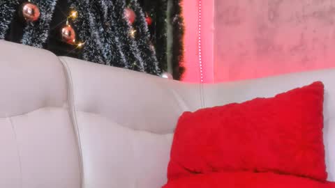 Snapshot of manuel_fpg chatting on December 15, 2:27 am Manuel online show from December 15, 2:27 am