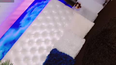 Snapshot of manuela_kingsley chatting on February 28, 11:36 am Manuela Kingsley online show from February 28, 11:36 am