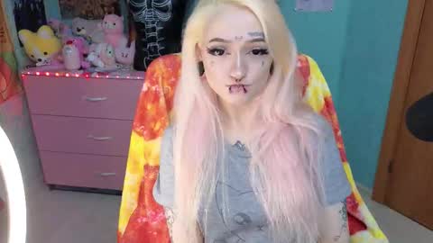 Snapshot of manuela_unicorn chatting on February 9, 8:24 pm Manuela online show from February 9, 8:24 pm