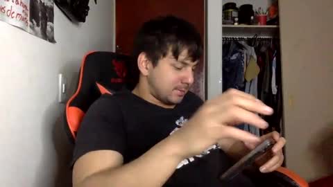 Snapshot of manuelle_francesco chatting on October 14, 1:50 am Manu online show from October 14, 1:50 am