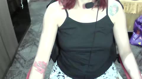 Manu Escarlate online show from September 27, 3:55 am