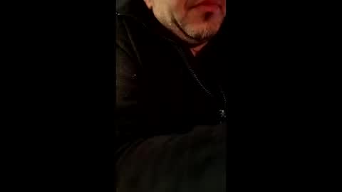 Snapshot of manulux1710 chatting on May 3, 1:55 am manulux1710 online show from May 3, 1:55 am
