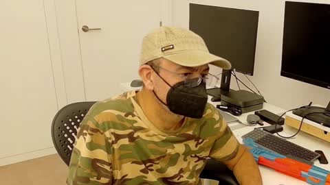 manup1977 online show from November 4, 2:10 am