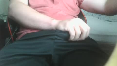 Snapshot of manwithsausage98 chatting on August 7, 8:11 pm manwithsausage98 online show from August 7, 8:11 pm