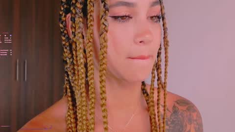 Mara Independent Model online show from February 1, 7:34 pm