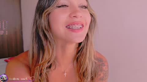 Mara Independent Model online show from February 3, 9:29 pm