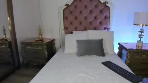 Mara online show from November 21, 4:11 am