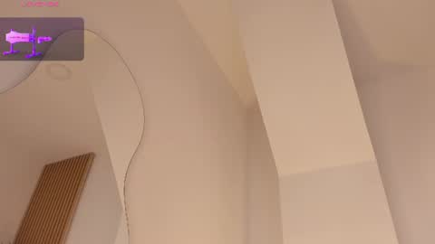 Snapshot of mara_betancurt chatting on June 11, 12:32 am Mara online show from June 11, 12:32 am