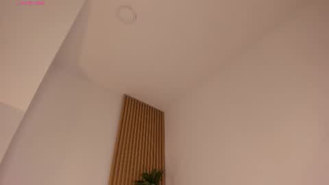 Snapshot of mara_betancurt chatting on June 13, 9:02 pm Mara online show from June 13, 9:02 pm