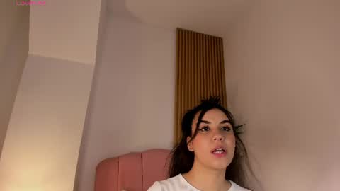 Snapshot of mara_betancurt chatting on June 14, 8:22 pm Mara online show from June 14, 8:22 pm