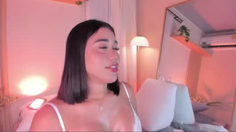 Snapshot of mara_brooks chatting on June 27, 5:40 pm Mara online show from June 27, 5:40 pm