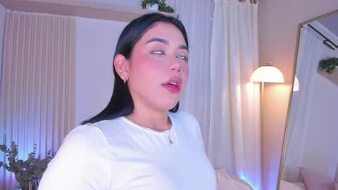 Snapshot of mara_brooks chatting on August 9, 10:58 pm Mara online show from August 9, 10:58 pm