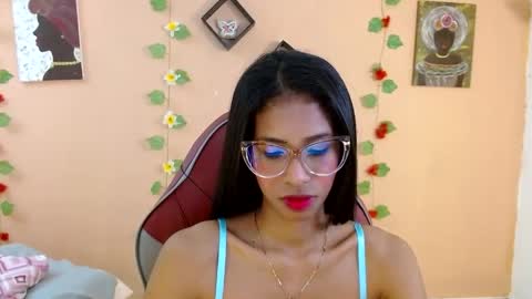 Snapshot of mara_summer chatting on May 24, 2:00 pm Mara 3 online show from May 24, 2:00 pm