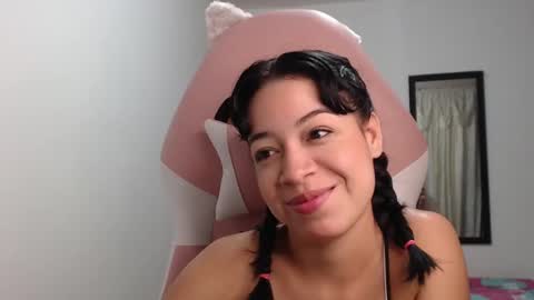 Snapshot of maraa_09 chatting on December 24, 7:06 am Marcela independent online show from December 24, 7:06 am