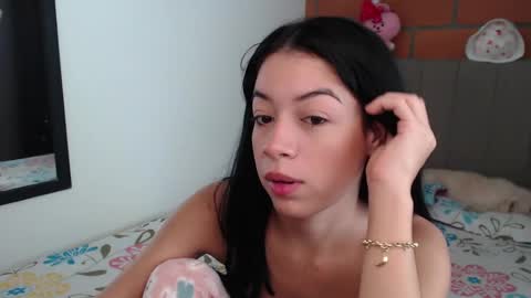 Snapshot of maraa_09 chatting on December 31, 7:40 pm Marcela independent online show from December 31, 7:40 pm