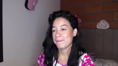 Snapshot of maraa_09 chatting on January 1, 6:26 am Marcela independent online show from January 1, 6:26 am