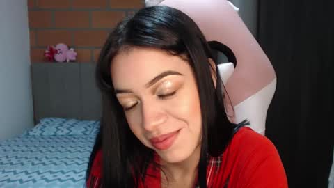 Snapshot of maraa_09 chatting on January 20, 2:53 am Marcela independent online show from January 20, 2:53 am