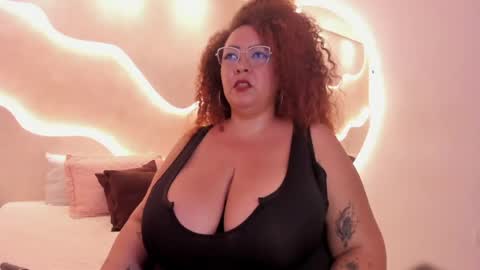 Mrs. Sweet online show from May 23, 2:06 am