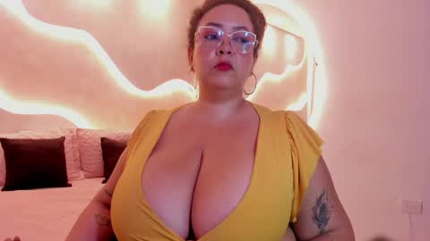 Mrs. Sweet online show from June 2, 2:13 am
